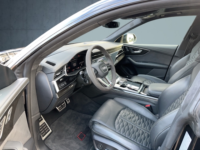 Audi - RSQ8 4.0TFSI quattro ACC AHK B&O MATRIX PANO 360°_10