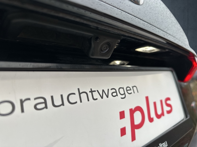 Audi - A6 Avant sport 55 TFSI e quattro S tronic AHK_15