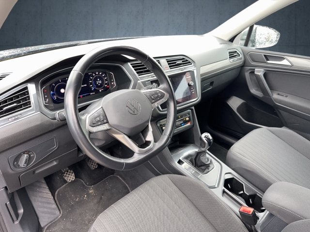 VW - Tiguan Allspace Life 2.0 TDI ACC LED KAMERA NAVI_3