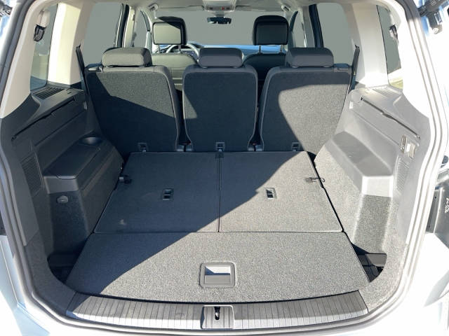 VW - Touran Comfortline 1.5TSI DSG ACC AHK LED KAMERA_14