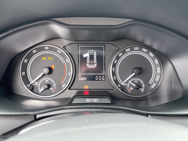 Skoda - Kamiq TSI Ambition PLUS  SMART LINK LED PDC AHK_11