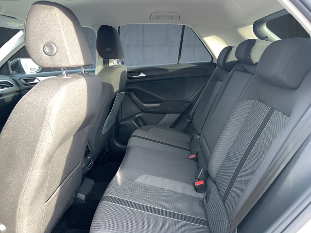 VW - T-Roc Life 2.0 TDI DSG AHK ACC LED NAVI APP-COnNECT_13