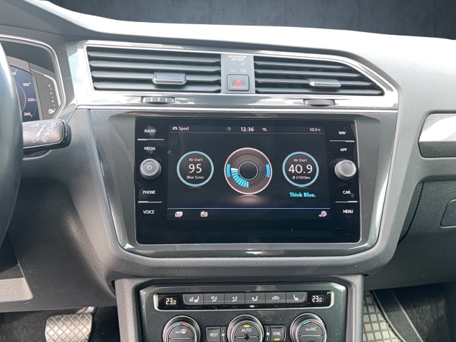 VW - Tiguan Highline 4Motion 2.0 TDI DSG ACC LED KAMERA_15