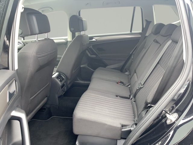 VW - Tiguan Allspace 4Motion Life 2.0 TDI DSG ACC PDC LED NAVI_13