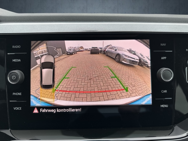 VW - Taigo Style IQ-LIGHT/DRIVE KAMERA ACC BLACK ROOF_15