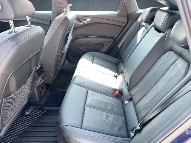 Audi - Q4 e-tron Sportback GRA STANDKLIMA LED AHK NAVI_13