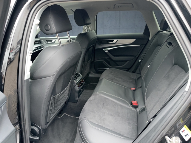Audi - A6 Avant sport 55 TFSI e quattro S tronic AHK_13