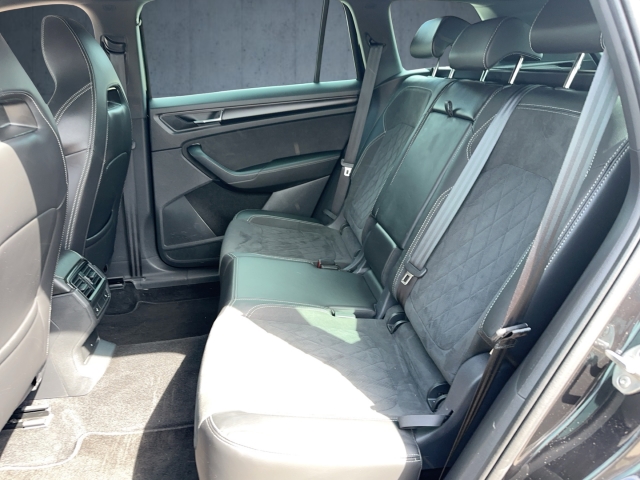 Skoda - Kodiaq Sportline 2.0 TDI 4x4 ACC MATRIX PANO AHK_13