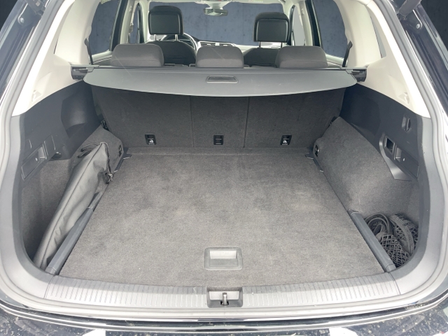 VW - Tiguan Allspace 4Motion Life 2.0 TDI DSG ACC PDC LED NAVI_14
