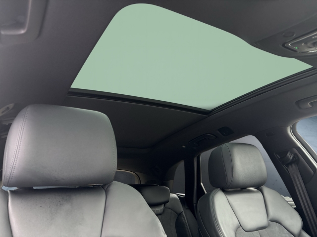 Audi - Q5 advanced 50 TFSI e quattro ACC MATRIX AHK_17