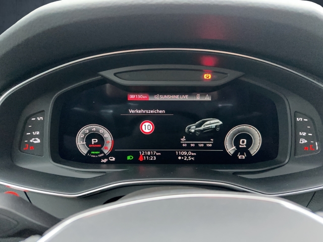 Audi - A6 Avant sport 55 TFSI e quattro S tronic AHK_11