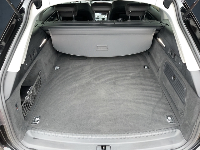 Audi - A6 Avant sport 55 TFSI e quattro S tronic AHK_14