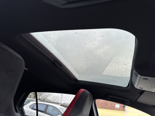 VW - Golf GTI Clubsport MATRIX PANO PERFORMANCE-PAKET_16