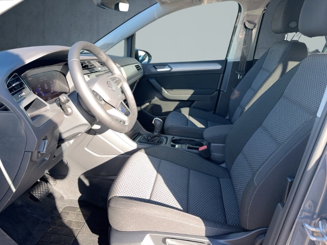 VW - Touran Comfortline 1.5TSI DSG AHK ACC LED KAMERA_10