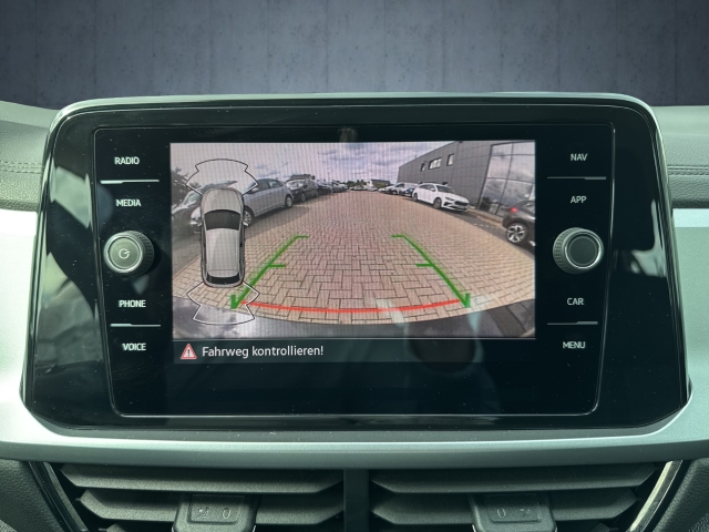 VW - T-Roc 1.5 TSI Life AHK ACC REAR VIEW LED NAVI_15