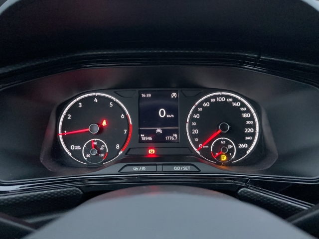 VW - T-Cross 1.0 TSI Life PDC LANE ASSIST WINTERPAKET_11