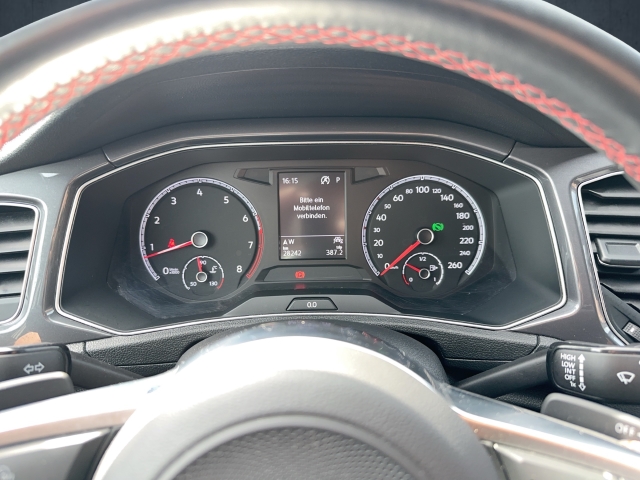VW - T-Roc Sport 1.5 TSI DSG ACC PDC LED NAVI_11