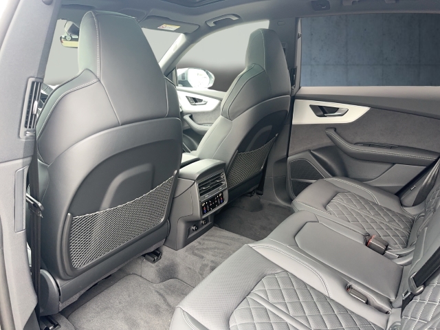 Audi - Q8 50 TDI S LINE MATRIX PANO STANDHZG. AHK_13