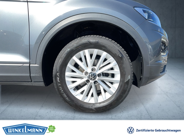 VW - T-Roc Style 1.5 TSI DSG ACC PDC LED NAVI LANE ASSIST_8