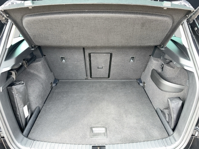 Skoda - Karoq 2.0 TDI Style 4x4 SMART LINK MATRIX AHK PDC_14