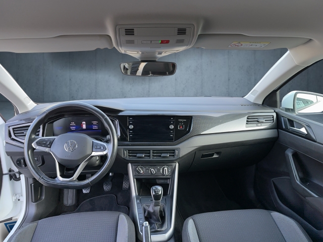 VW - Polo VI Life 1.0 APP-Connect PDC LED NAVI LANE ASSIST_12