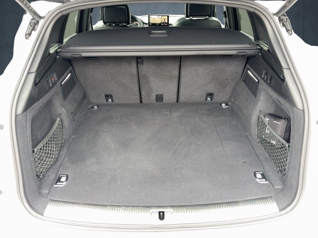 Audi - Q5 advanced 50 TFSI e quattro ACC MATRIX AHK_14