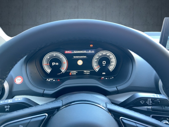 Audi - Q2 advanced 35 TDI S tronic LED KAMERA GRA NAVI_11