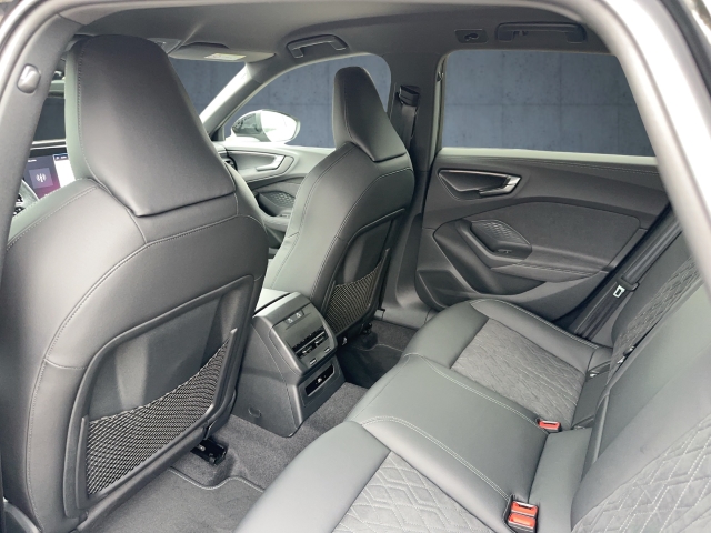 Audi - A5 Avant TFSI e-hybrid quattro edition one_13