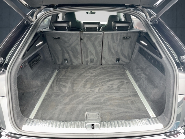 Audi - Q8 50 3.0 TDI quattro S line AHK HD MATRIX-LED STANDH._14