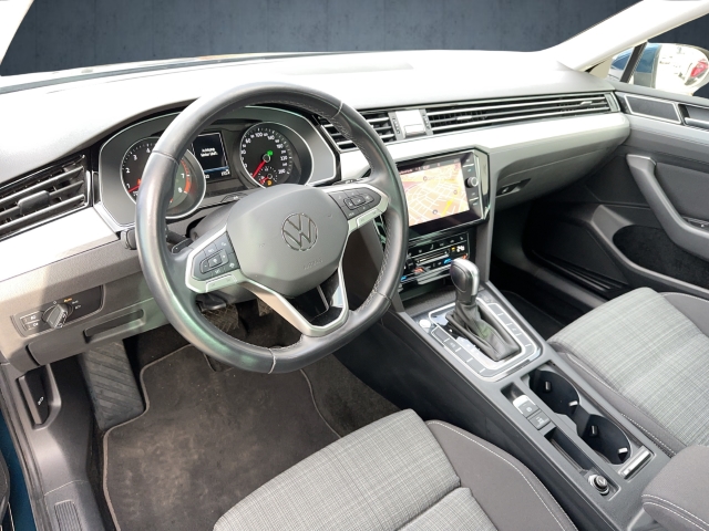 VW - Passat Variant 1.5 TSI Business DSG AHK ACC PDC LED NAVI_10