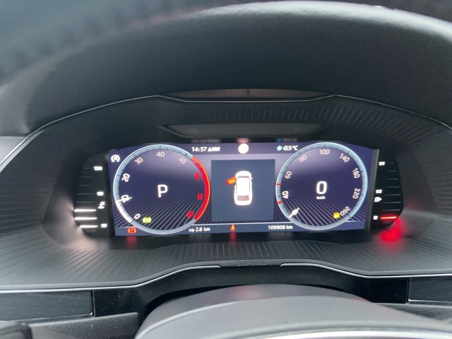 Skoda - Superb Combi Style DSG AHK ACC KAMERA MATRIX NAVI_11