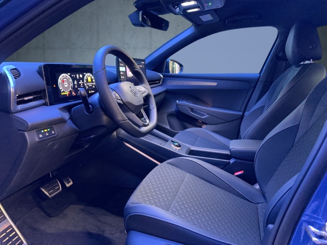 VW - T-Roc 1.5 eTSI R-Line IQ.LIGHT/DRIVE WKR_8