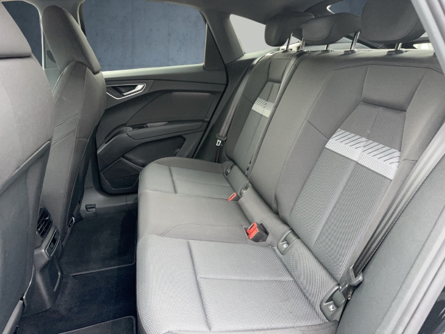 Audi - Q4 e-tron Sportback 35 ACC STANDKLIMA LED KAMERA_13