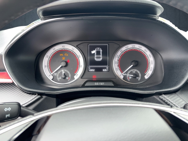 Skoda - Fabia Monte Carlo 1.0 TSI PDC SHZ WINTER PAKET_11