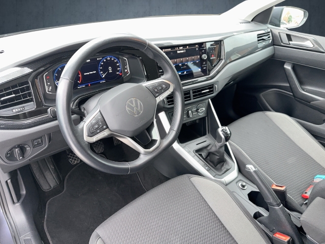 VW - Polo Life 1.0 PDC GRA LED Navi APP-Connect_10